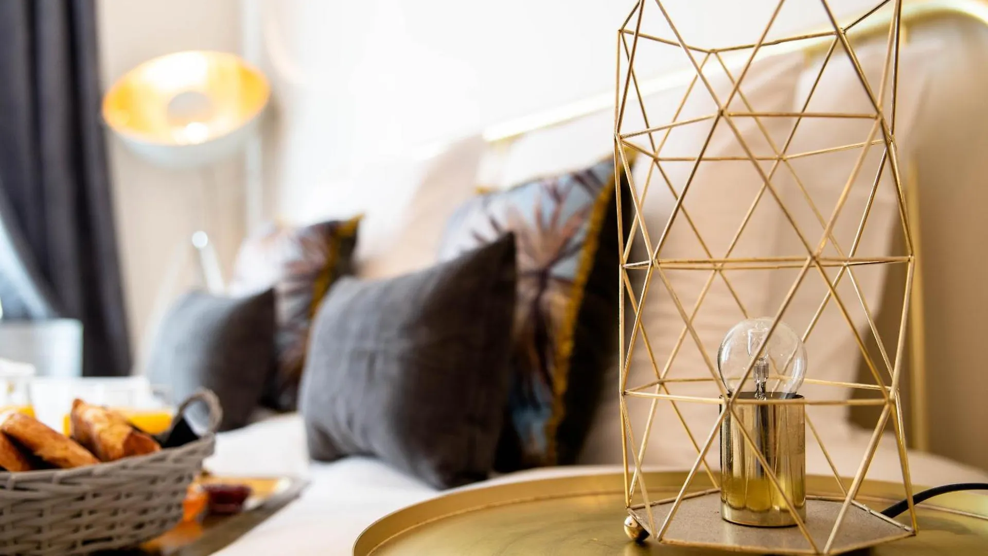 The Charming Rue Cler Apartment