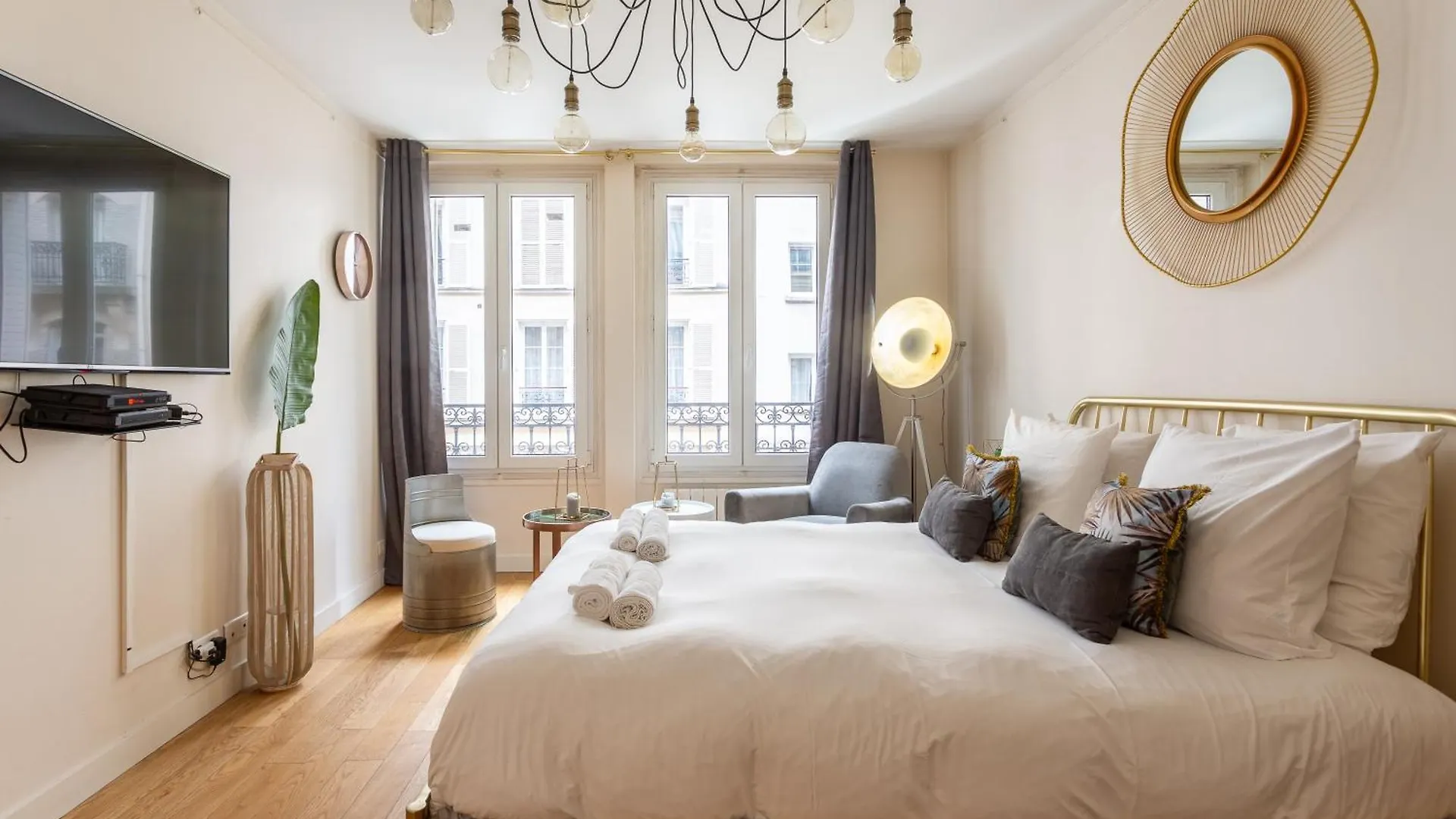 Apartment The Charming Rue Cler Paris